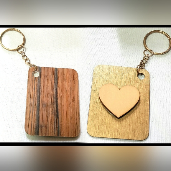 NEW Handcrafted Keychain Bag Tag! Italian Wood SD5. "I LOVE My Bag!" Wood Heart. - Picture 6 of 6